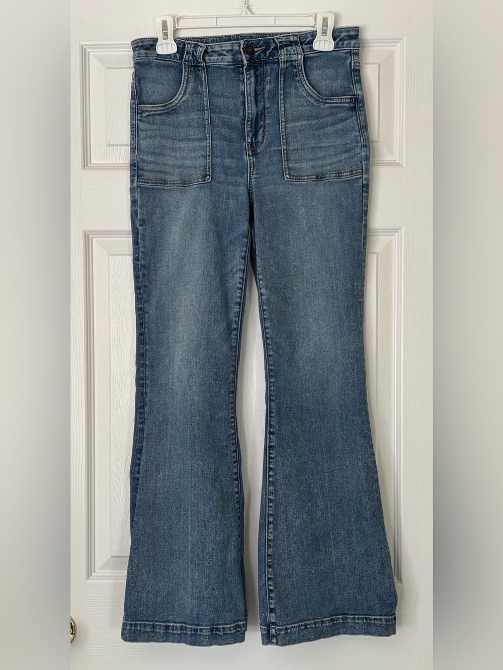 American Eagle Next Level Stretch Super Hi-Rise Flare Jeans Size 10